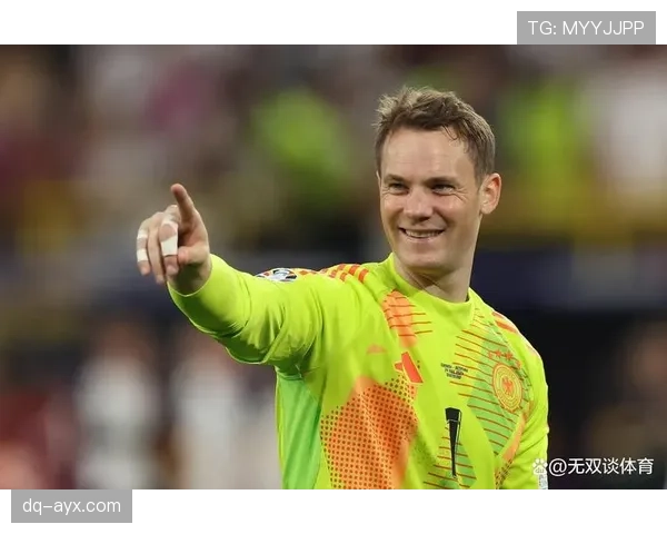 诺伊尔坚守职业操守,顶级门将的责任与坚持获赞 诺伊尔坚守职业操守,顶级门将的责任与坚持获赞